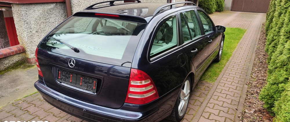 Mercedes-Benz Klasa C cena 15999 przebieg: 168000, rok produkcji 2006 z Otmuchów małe 232